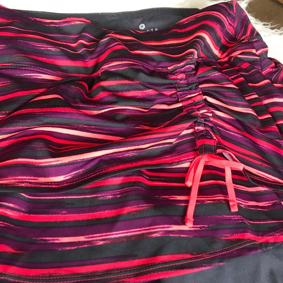 Athleta cropped skirted legging - Picture 4 of 6